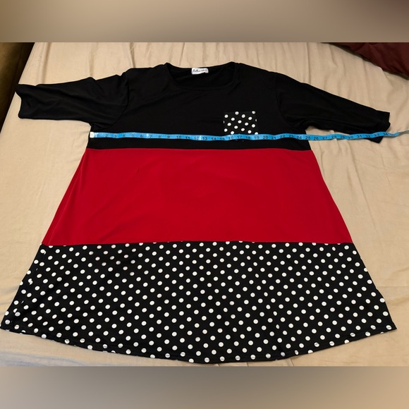 Southern Charm Blouse - Picture 2 of 5